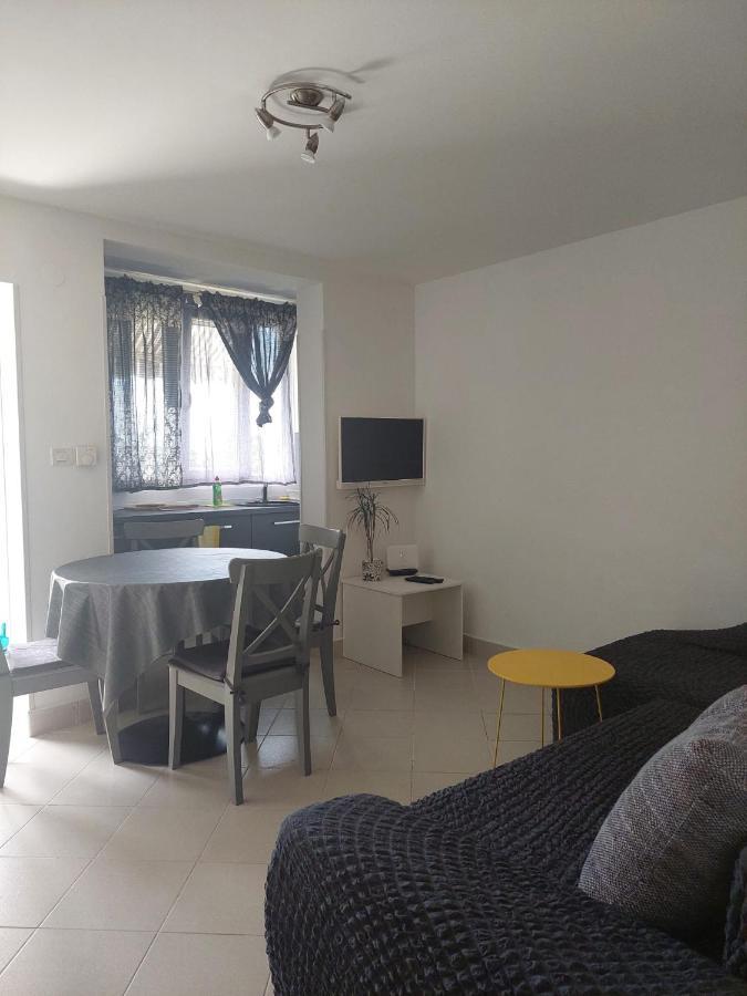 Апартаменти Apartman Katarina Црес Екстер'єр фото
